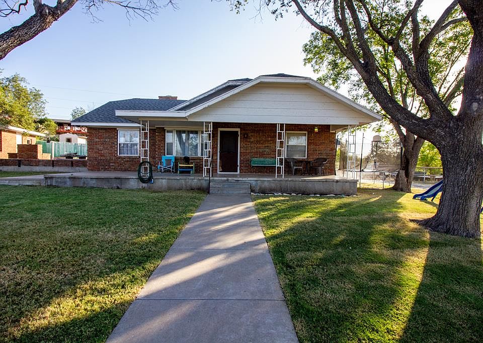 209 16th St, Ozona, TX 76943 Zillow