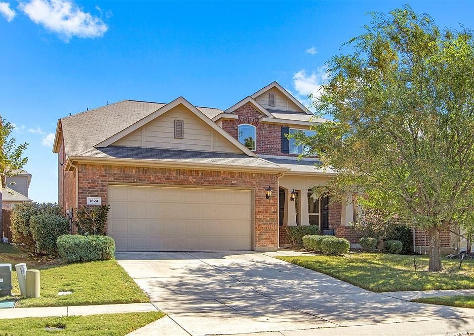 1st image of 1624 Medina Ln