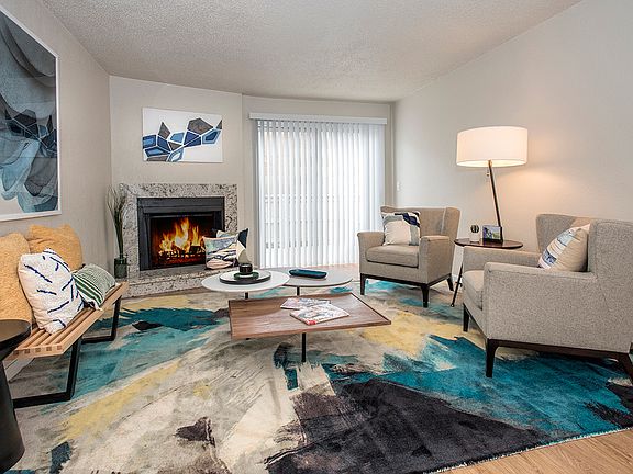 2nd image of 333 Cirby Way APT 2