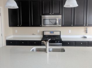 373 Rainbow Ln, Lafayette, CO 80026