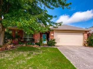 621 Preston Dr, Royse City, TX 75189