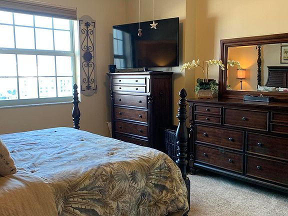 4th image of 610 Clematis Street #814