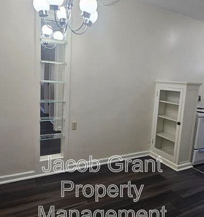 3rd image of 676 Memorial Dr APT 202