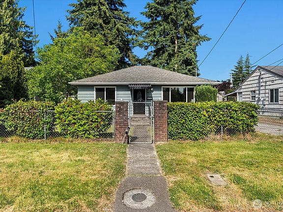 5th image of 8618 Tacoma Avenue S