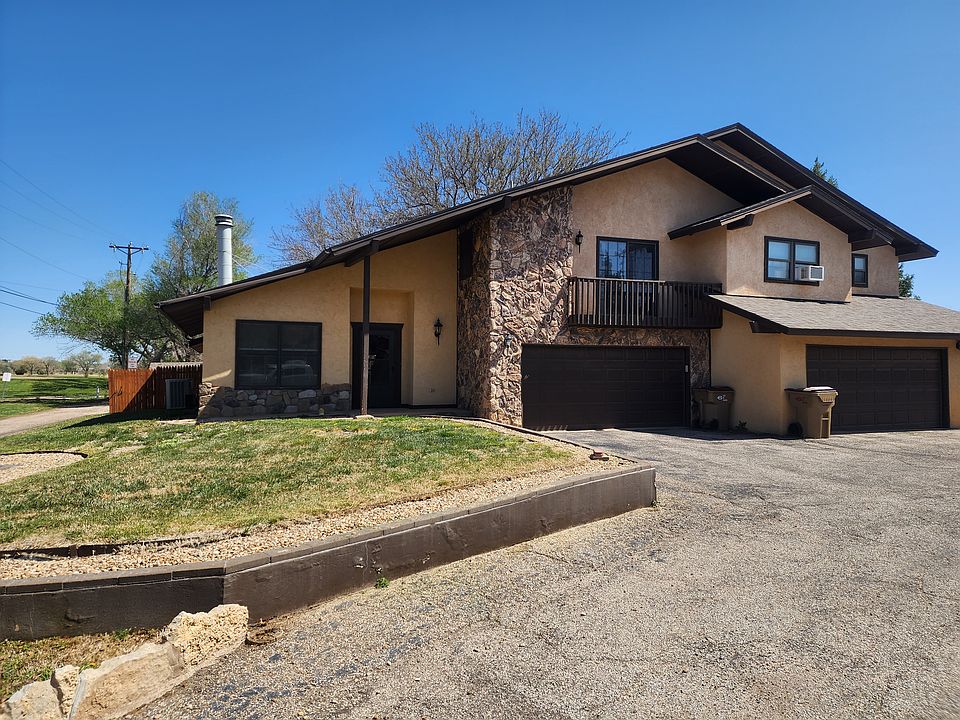 1st image of 1 Cottonwood Ln
