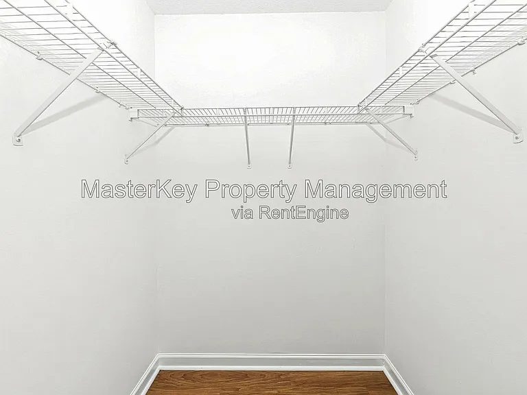 6307 Forest Ridge Dr — Photo 17