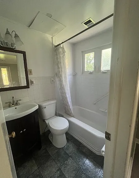 425 Bardon St #A — Photo 7