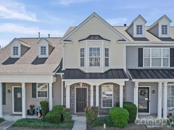 12719 Persimmon Tree Dr, Charlotte, NC 28273
