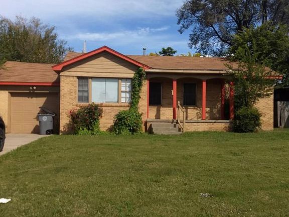 4th image of 2147 NW Denver Ave