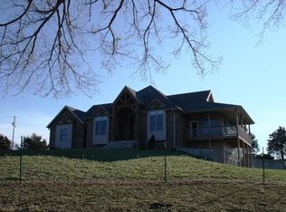 1942 Highway Kk, Pleasant Hope, MO 65725
