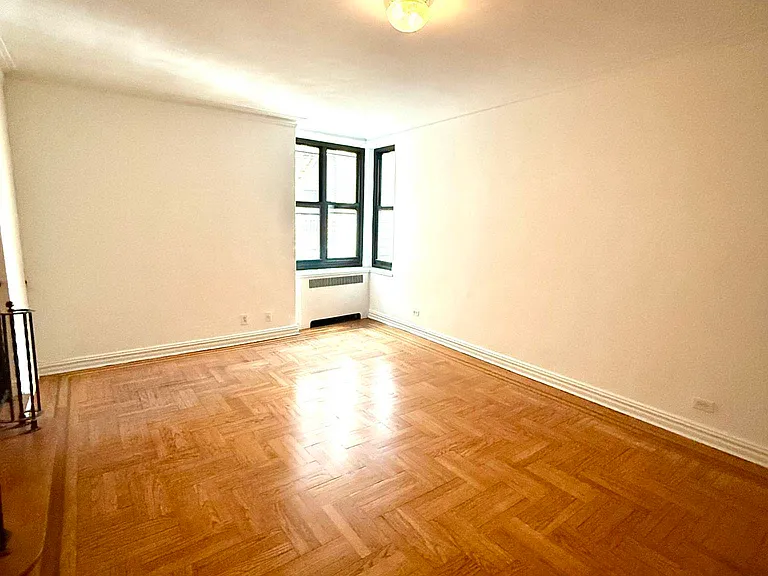 101 Cooper St #4A — Photo 7