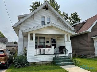 233 E Jackson St, Fostoria, OH 44830