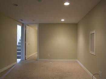 5th image of 1911 Evergreen Ave
