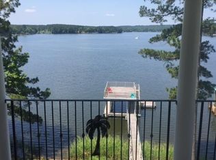 136 Palmetto Place Ln, Winnsboro, SC 29180