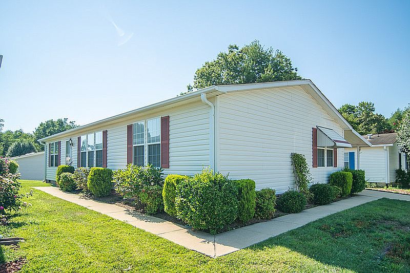 1st image of 447 Elzie Hill Dr