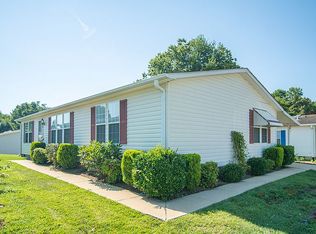 447 Elzie Hill Dr, Hendersonville, NC 28792