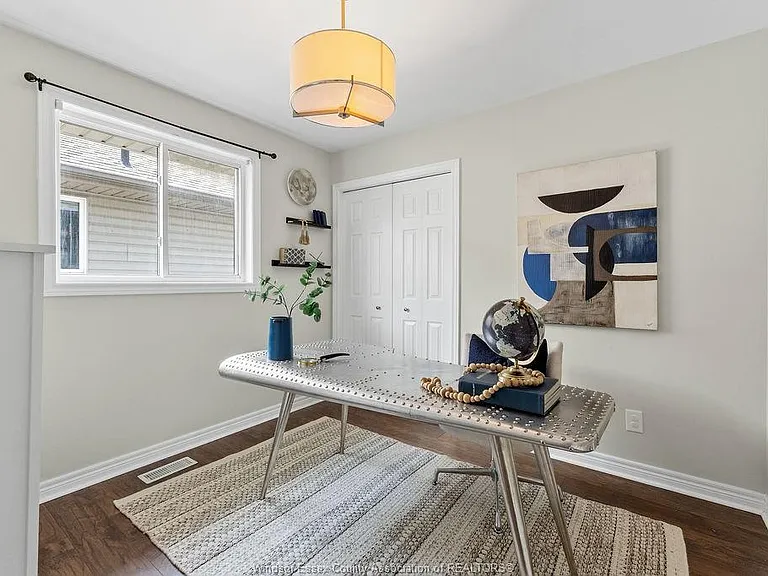 2340 Katella Ave — Photo 11