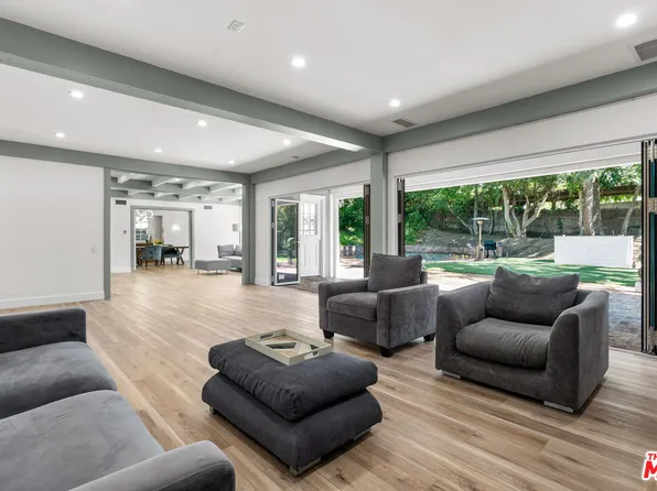 926 N Alpine Dr, Beverly Hills, CA 90210