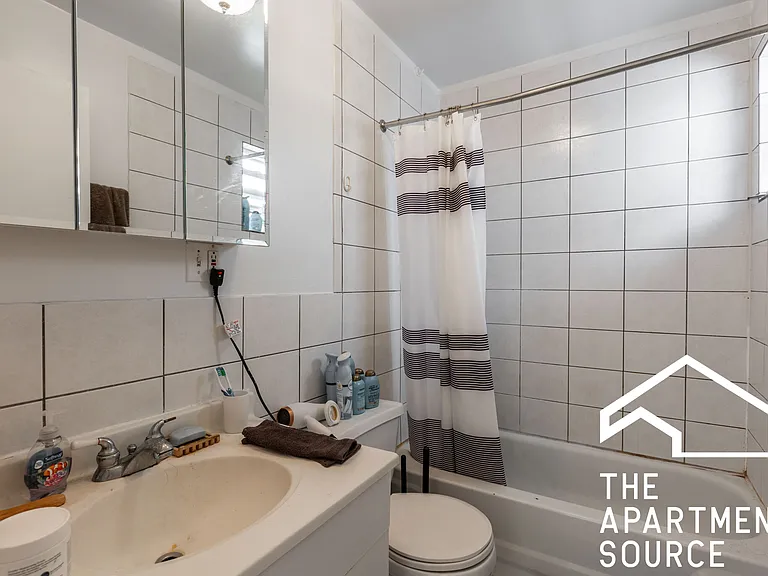 2517 N Ashland Ave #2 — Photo 13