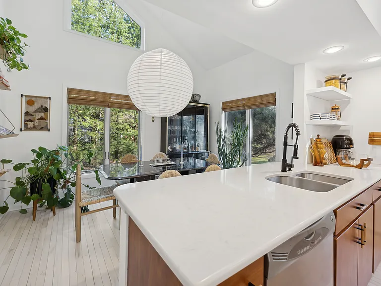 15 Mount Misery Dr — Photo 17