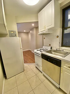 Rented by Corcoran | media 10