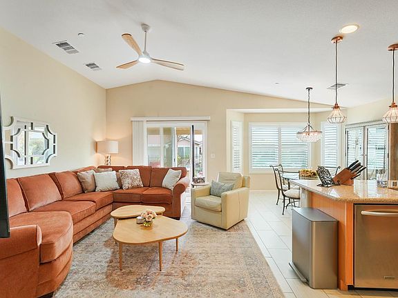 3rd image of 402 Birch Ridge Drive