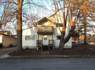 208 2nd St, Winfield, MO 63389