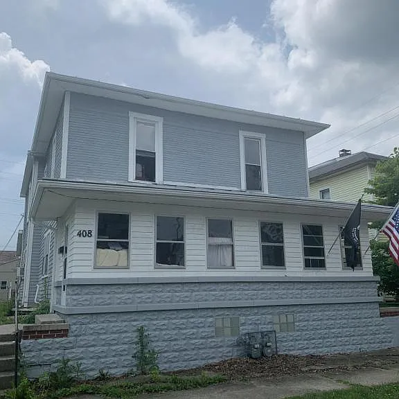 408 E North St — Photo 2