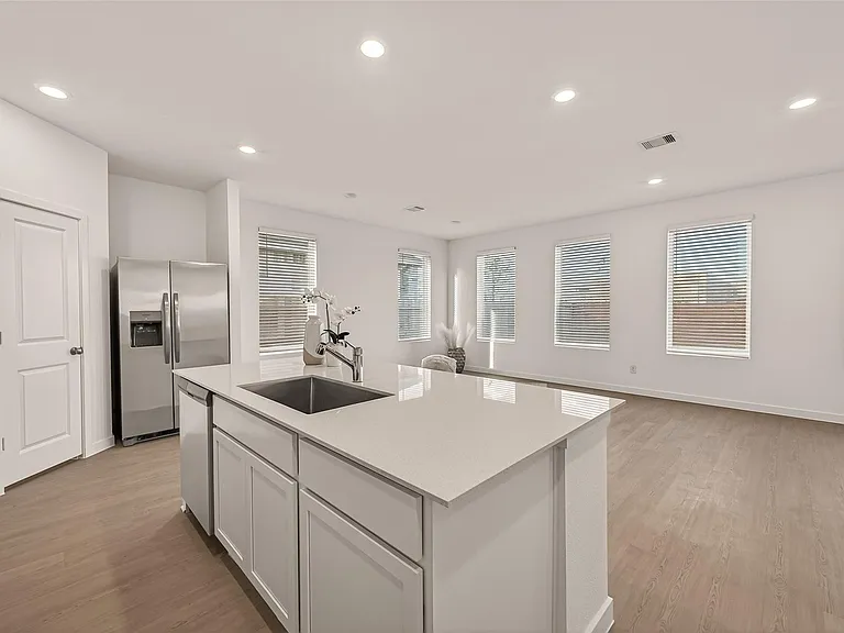 3048 Waterwood Pass Dr — Photo 19