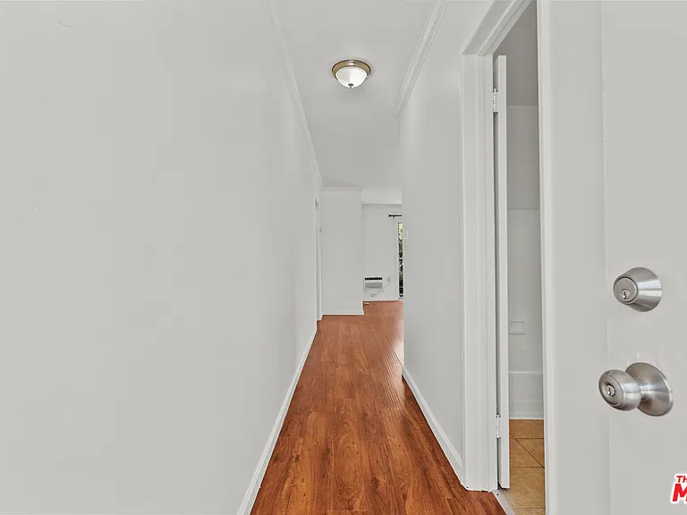 1540 N Fuller Ave #7 — Photo 7