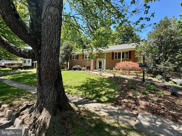 315 Walker St, Winchester, VA 22601