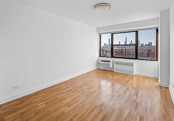 4th image of 70 W 95th St APT 26A