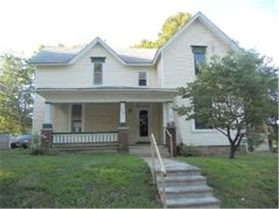 218 E Brown St, Liberty, MO, 64068