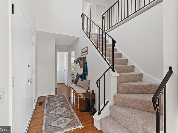 4th image of 1318 Chetworth Ct