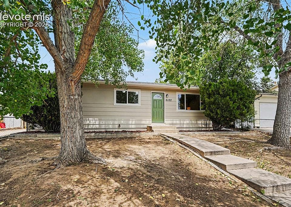 1st image of 2122 Doniphan Dr