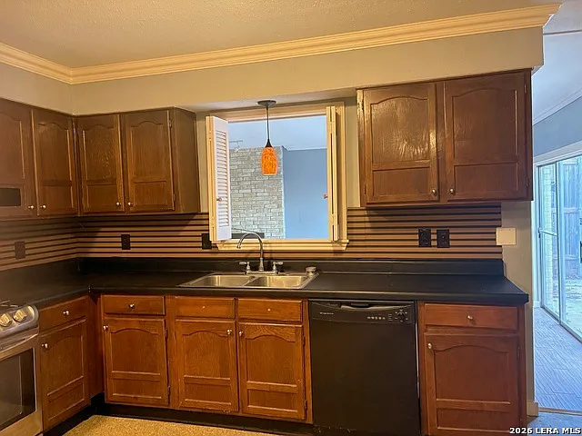 13734 Wood Point — Photo 6