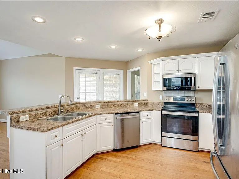 4552 Logans Way — Photo 8