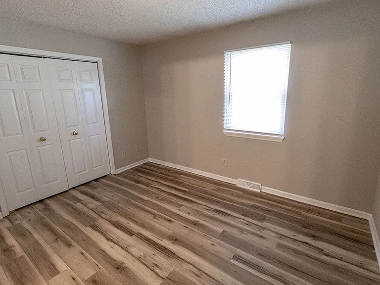 3716 Hermitage Rd — Photo 15