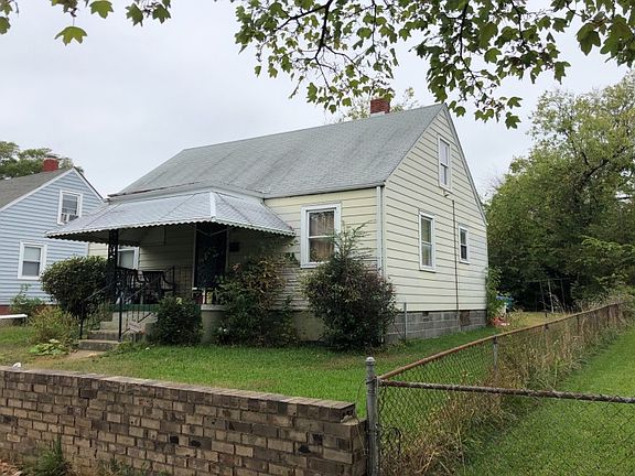 2nd image of 1709 Edwards Ave