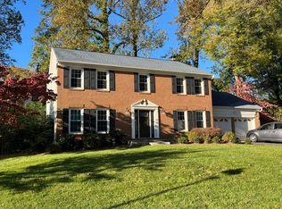 217 Apple Blossom Ct, Vienna, VA 22181