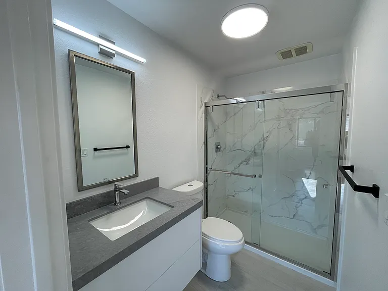 West End Villas — Photo 8