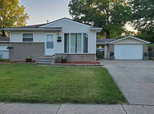 26367 Osmun Ave, Madison Heights, MI 48071