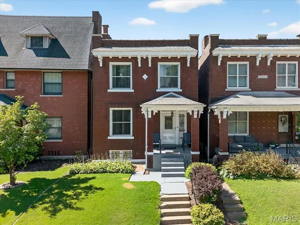 4220 Castleman Ave, Saint Louis, MO 63110