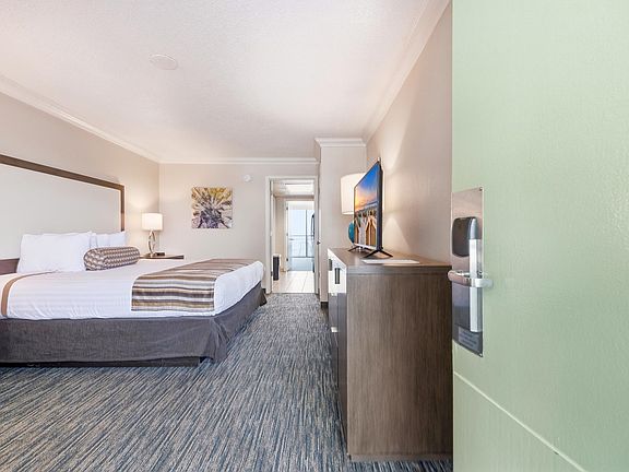 3rd image of 1105 S Ocean Blvd. #530