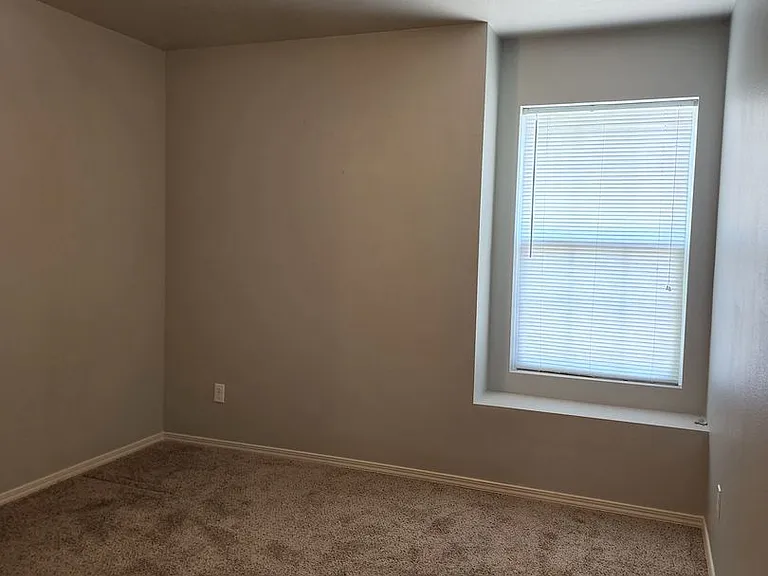 10001 W Irving St — Photo 17