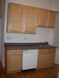 2450 N Southport Ave APT 101, Chicago, IL, 60614