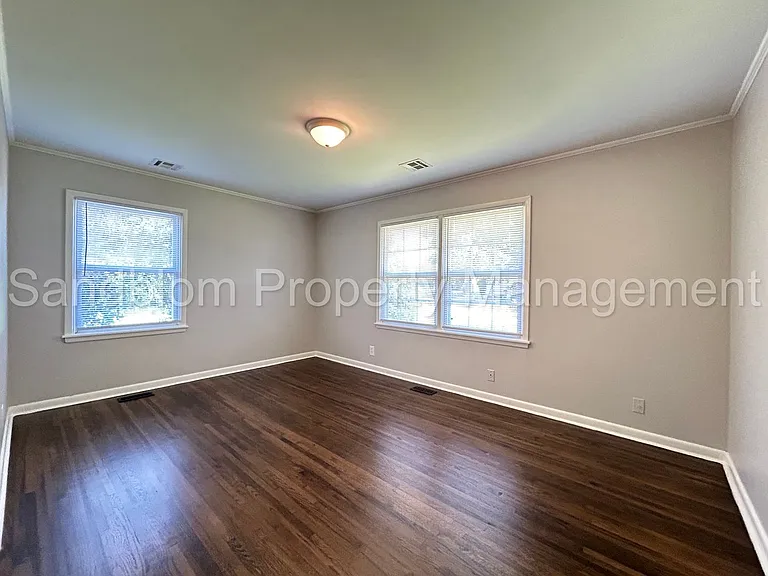 4520 E 21st Pl — Photo 14