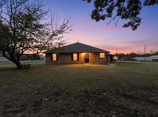 865 Harlan Rd, Combine, TX 75159