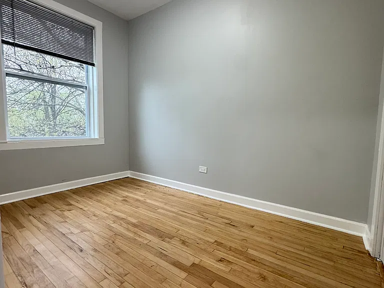 2241 W Cortland St #2 — Photo 9