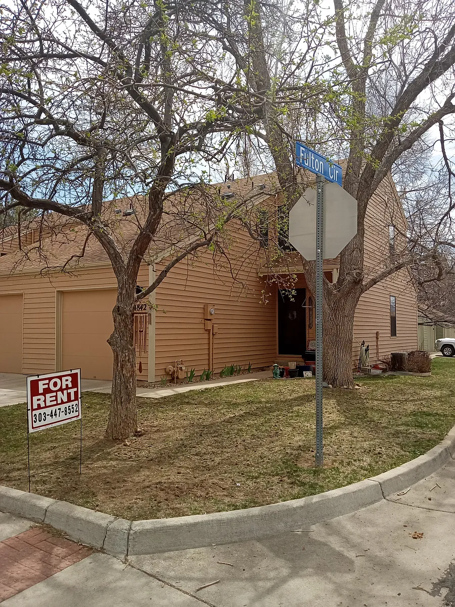 Building Photo - 4842 Edison Ave
